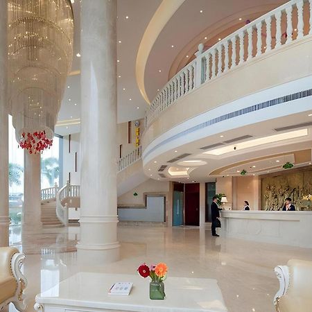 Vienna Hotel Guangxi Wuzhou High-Tech Екстериор снимка