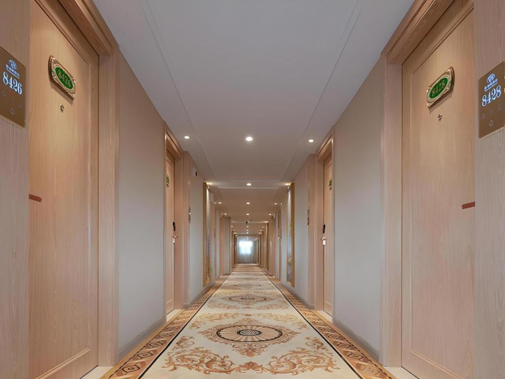 Vienna Hotel Guangxi Wuzhou High-Tech Екстериор снимка